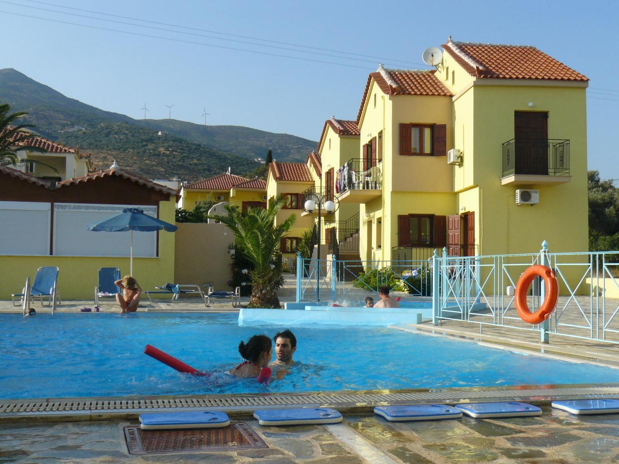 Stella Apartments Marathokampos Exterior photo